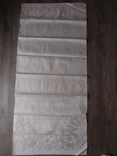 Altes handtuch mit bauernmotiv - altes,